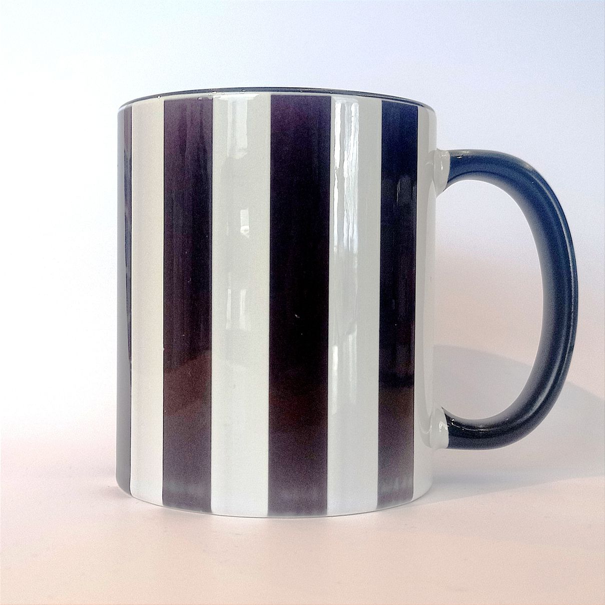 Mug couleur bande verticale noir
